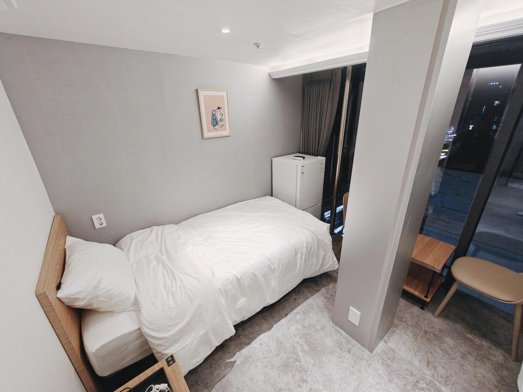 L Hostel Сеул Экстерьер фото