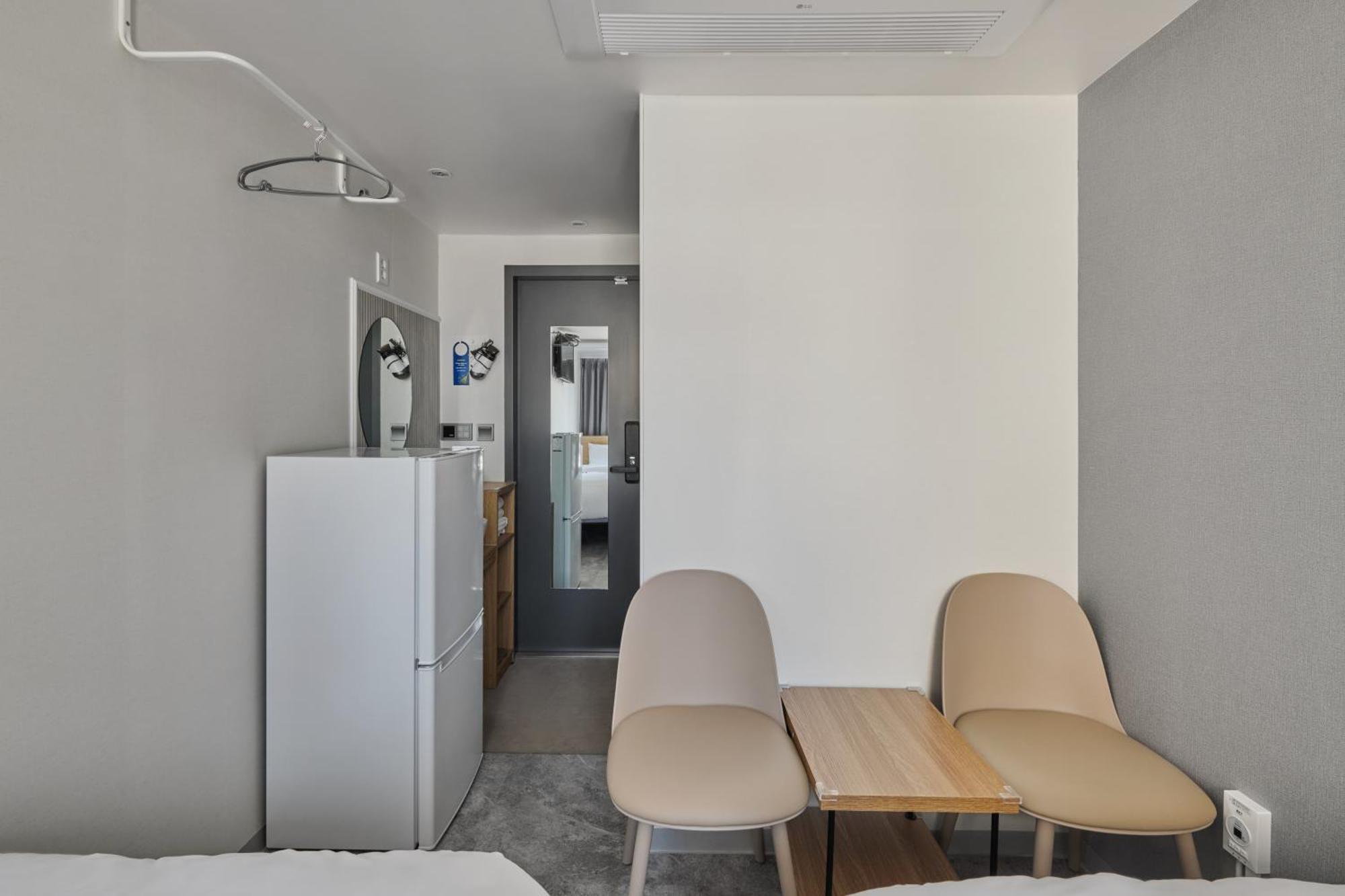 L Hostel Сеул Экстерьер фото